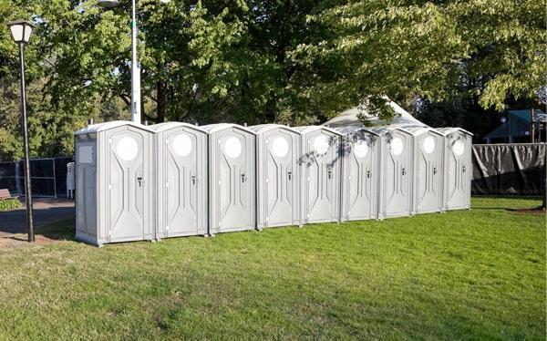 VIP luxury porta potty